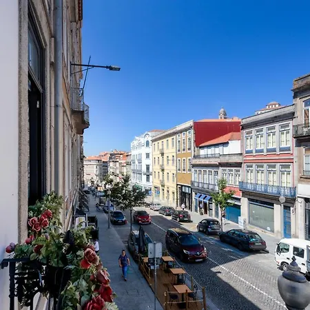 Apartamento Mouzinho 244 - & *