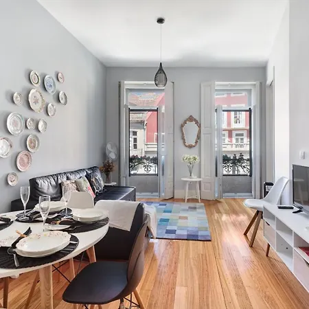 Apartamento Mouzinho 244 - & *