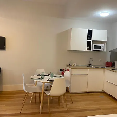 Mouzinho 244 - Porto Houses & Suites
