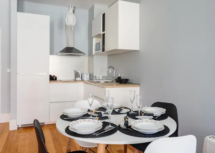 Mouzinho 244 - Porto Houses & Suites *