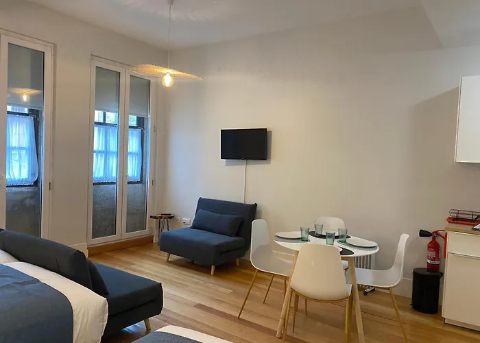 Mouzinho 244 - Porto Houses & Suites