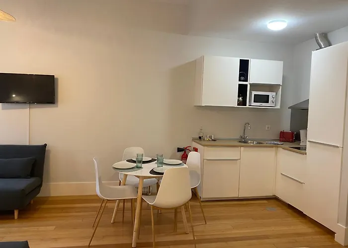 Mouzinho 244 - Porto Houses & Suites