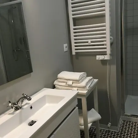 Appartement Mouzinho 244 - &