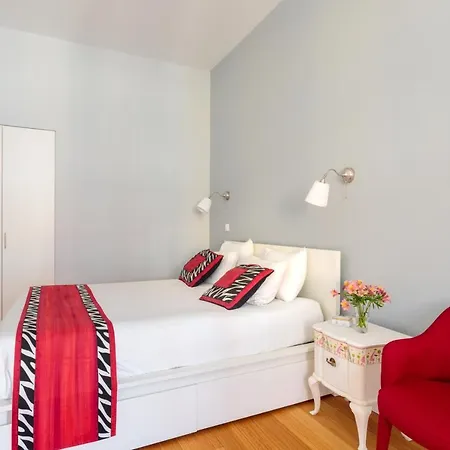 Mouzinho 244 - & * Порту